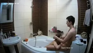 Amateur girl blowjob in shower on sex dating