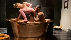 Sexy amateur blonde fingers and toys her wet pussy
