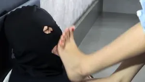 FEMALE DOMINATION I Love Fuck Your Mouth With My Feet Nay