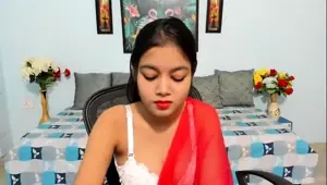 Hot amateur webcam teen masturbates for their fans