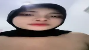 Chella Dini Cantik Live Show Colmek Demi Saweran Deny Moor