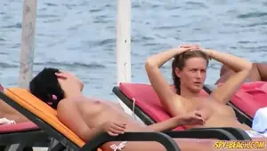 Close Up Video Gorgeous Topless Voyeur Beach