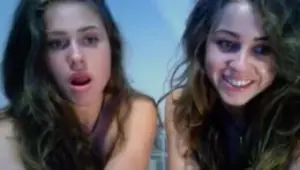Lovely Polish duo show off their cute bodies