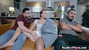 Stepbro fingers stepsis next to her bf