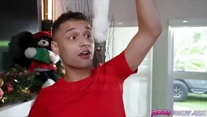 Bigtits stepmom, what is this gift?