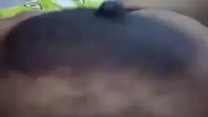 Bangla girl plays too hard on tips