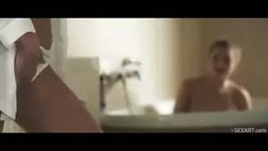 Bathtub lesbians love it