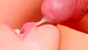 DESPERATE CUMSHOT CLOSE UP CUM IN MOUTH VOYEUR POV