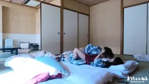 Peek at an amateur couple having sex in a spa inn