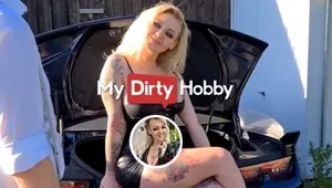 MyDirtyHobby Tattooed Babe Valery Venom Gathers Some Fans To Fuck Her All Together In Public