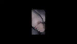 Mi friend pulls her until it comes on her tits and according to her she loves her boyfriend