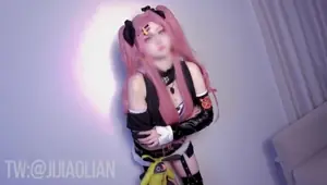 Zenless Zone Zero cosplay Nicole Demara