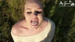 Sucking cock in nature and a deer saw us! Miss Banana