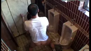 girl fucked in a public toilet in japan