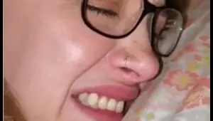 she's crying for her first pain anal