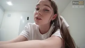 Stepsister made breakfast and got a mouthful of cum.Deluxe Bitch
