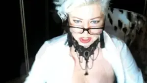 Everyday life of a model: a look from the inside and outside . Hot mature milf russian mom.