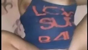 Quickie Muna Habang Wala Pa Ang Amo