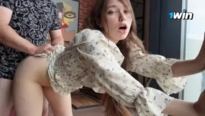 Alone with my step sister, what she's doing Deluxe Bitch