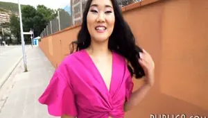 Asian babe gets boned by stranger in exchange for money