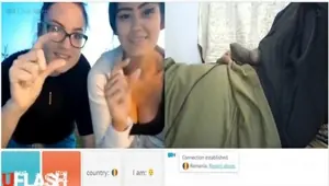 cock flash romanian girls