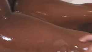 DIRTY MASSEUR Busty ebony amateur pussyfucked by masseur