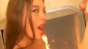 Blonde ass licker is good at being nasty Good ass, Nestee Shy