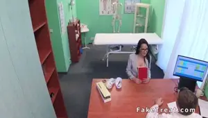 Slim patient doing doctors dick in office