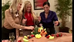 REALITY KINGS Cfnm Ahryan Astyn and pals share a cock