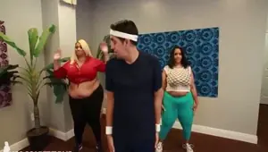 Bbw Girl Threesome video 1 Lovely Sillk, Vylette Vonne