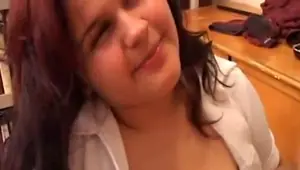 CHUBBY LOVING Busty BBW gives a good blowjob