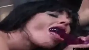 Hot strapon sex with Sunny Leone