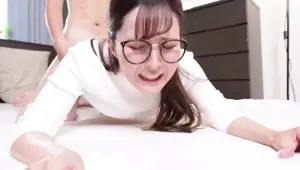 Nao Yuuri, long dark hair, beautiful woman with glasses