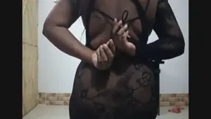 Desi babe shows off in tight dress