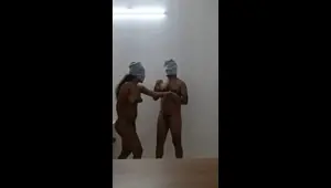 Tamil girl friend get standing fuck clg ponnai thooki vachu ool