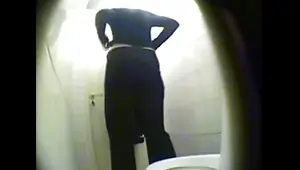 Spy cam pissing
