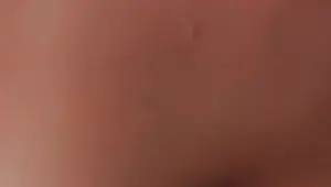 Horny MILF fucks DoorDash delivery driver as a tip