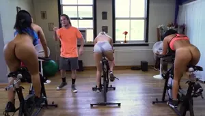 BANGBROS Latin MILF Rose Monroe Fucked By Spin Coach Brick Danger